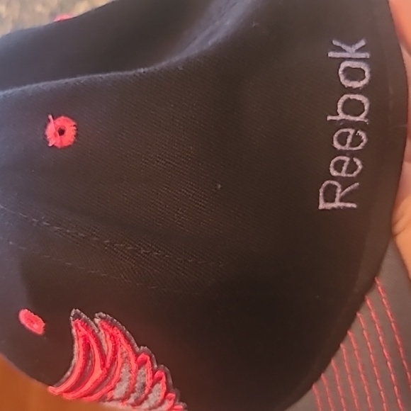 Detroit Red Wings Hat Cap by Reebok - Picture 6 of 6